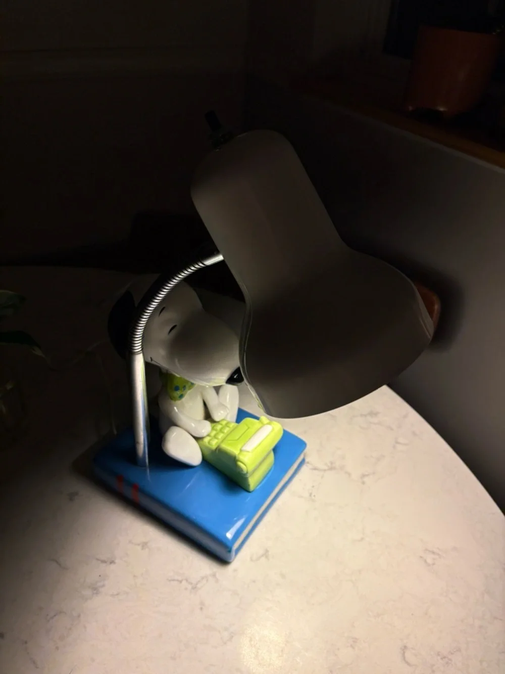 Vintage MCM 1960s Ceramic Snoopy Desk Lamp in White, Blue & Green